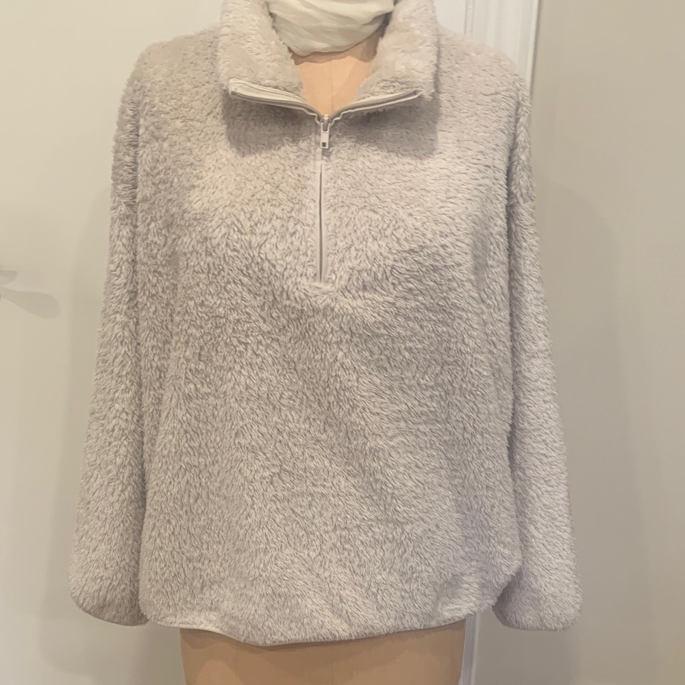 H&M Cream Fleece Pullover